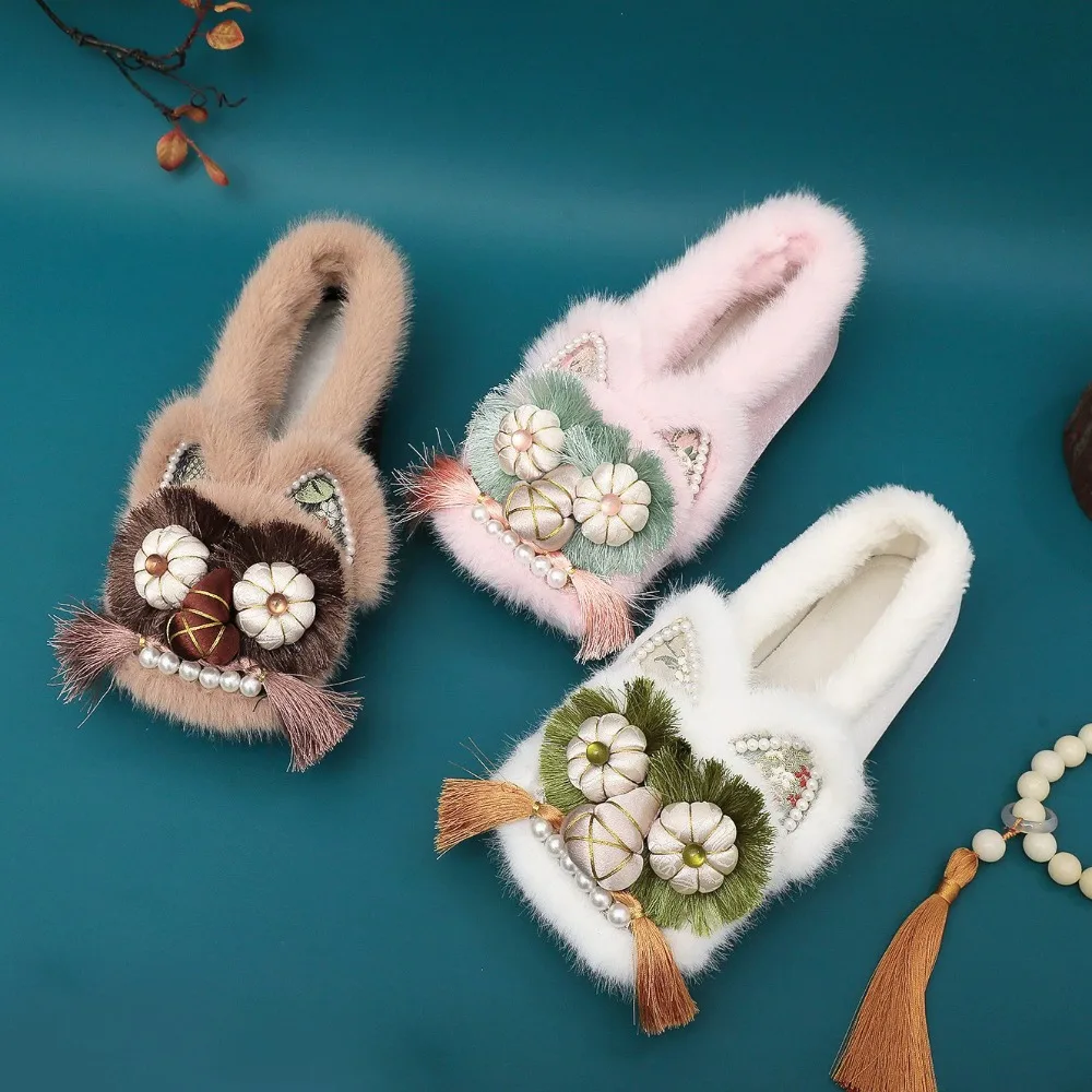Winter Ethnic Fashion For Women - Moda Etnik Tarzı Bez Ayakkabı Kadın
