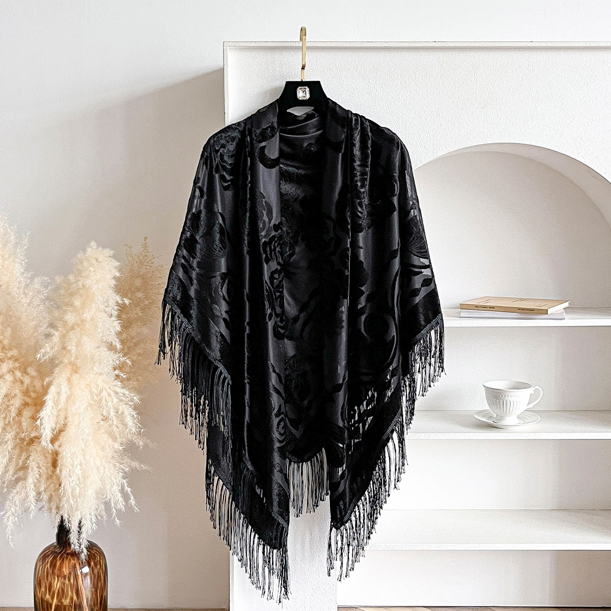 Winter Ethnic Fashion For Women - Retro Kadife Püskül Eşarp Çiçek Nakış